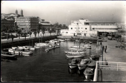 ! Modern Postcard 1962, Vigo, Royal Nautic Club, Hafen, Architecture - Pontevedra