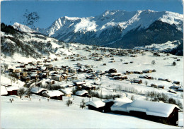 Klosters-Dorf Und Platz (036-111) * 7. 1. 1976 - Klosters