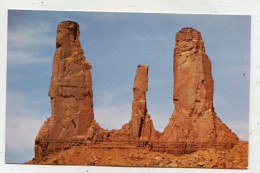 AK 135561 USA - Arizona / Utah - Monument Valley - Three Sisters - Monument Valley