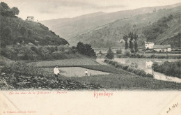 Hendaye * Sur Le Rives De La Bidassoa , Pountia * POUNTIA * Villageois - Hendaye