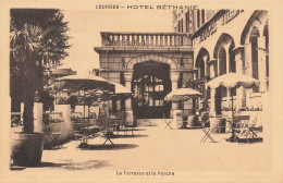 Lourdes * Hôtel BETHANIE * La Terrasse Et Le Porche - Lourdes