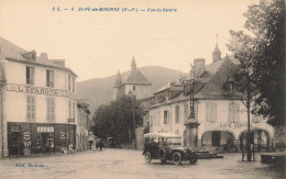 St Pé De Bigorre * Vue Du Centre * L'EPARGNE Commerce Magasin * Hôtel Café CENTRAL * Automobile Ancienne - Saint Pe De Bigorre