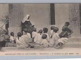 MISSIONS DES PERES DU SAINT ESPRIT / BAGAMOYO CATECHISME AUX ENFANTS - Tanzanie