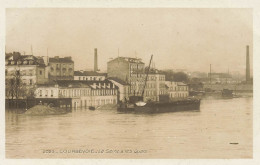 Courbevoie * Carte Photo * La Seine Et Les Quais * Crue Inondations * Péniche - Courbevoie