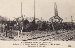 CP SEINE ET MARNE - CATASTROPHE DE MELUN4 NOVEMBRE 1913-LA LOCOMOTIVE DU TRAIN RAPIDE - Catastrophes