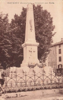 Hasparren * Place Du Village Et Le Monument Aux Morts * Enfants Villageois - Hasparren