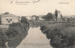 St Pée Sur Nivelle * Un Coin Du Village Et La Nivelle Vue Du Pont - Andere & Zonder Classificatie