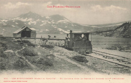 Les Bouillouses ( Angoustrine Villeneuve Des Escaldes Angles ) * Un Tracteur Pour Service Du Barrage - Otros & Sin Clasificación