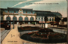 CPA AK LYON - Gare Des Brotteaux-Les Jardins Et Le Buffet (426575) - Lyon 6