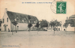 Le Croisic * La Mairie Et La Place Dinan - Le Croisic