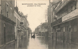 Montargis * La Rue Gambetta Pendant La Crue * Inondation Catastrophe  - Montargis