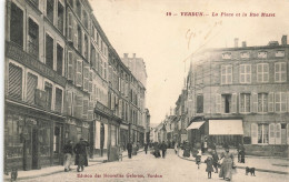 Verdun * La Place Et La Rue Mazet * Armurerie VANNESSON - Verdun