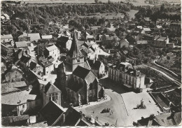 AIGNAY LE DUC EN AVION AU-DESSUS DE ... 3 L'Église Et La Mairie Édition LAPIE - Aignay Le Duc