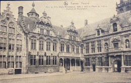 Veurne Voormalig Stadhuis En Voormalig Gerechtshof - Veurne