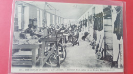 Mirecourt , Les Luthiers , Interieur D'un Atelier De La Maison Thibouville - Mirecourt