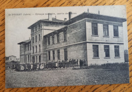 Delcampe - Saint Priest - Groupe Scolaire, Sortie De Classe - Saint Priest