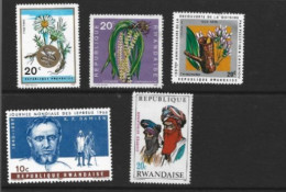 5 Timbres Neufs / RWANDA - Rwanda