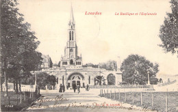 FRANCE - 65 - LOURDES - La Basilique Et L'Esplanade - Carte Postale Ancienne - Lourdes