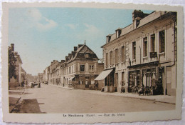 Le Neubourg (27) Rue Du Mans - Le Neubourg