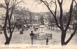 FRANCE - 24 - PERIGUEUX - La Place Bugeaud - Carte Postale Ancienne - Périgueux