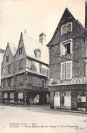 FRANCE - 37 - TOURS - Vieilles Maisons Rue Du Change Et Place Plumereau - Carte Postale Ancienne - Tours