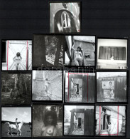 Cca 1989 Előtt Készült Aktfotók, Menesdorfer Lajos (1941-2005) Budapesti Fotóművész Hagyatékából 13 Db Vintage Nézőkép,  - Autres & Non Classés