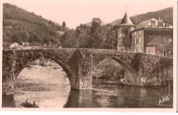 BRASSAC    Le Vieux Pont(baeque)pt Format) - Brassac