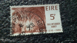 IRLANDA--1950-75            5P           USED - Gebraucht