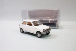 Norev - RENAULT 5 R5 TL 1972 Blanc Neuf NBO HO 1/87 - Véhicules Routiers