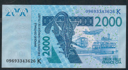 W.A.S. SENEGAL  P716Kh 2000 FRANCS (20)09  2009 Signature 35    VF-XF  NO P.h. - Estados De Africa Occidental