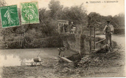 - TREIGNY (89) - L'abreuvoir  (animée, Pulvérisateur Vermorel)  -25560- - Treigny