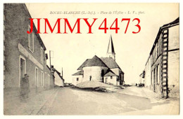 CPA - ROCHE BLANCHE (L.-Inf.) - Place De L' Eglise ( Arr. De Ancenis ) L. V.  Phot. - Ancenis