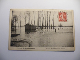 A529. CPA. 60. Route De THOUROTTE. (Oise). La Crue De L'Oise  . Beau Plan . Ecrite & Voyagée 1910 - Thourotte