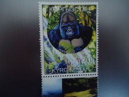 MONKEYS  MNH STAMPS   ANIMALS  CHIMPANZEES - Chimpansees