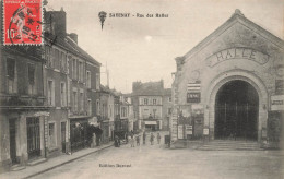 Savenay * Place Et La Rue Des Halles * Halle Du Marché - Savenay