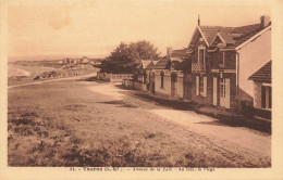 Tharon * Avenue De La Paix * Au Loin , La Plage * Villa - Tharon-Plage