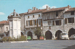 EYMET . 24 . LA FONTAINE SUR LA PLACE GAMBETTA . - Eymet