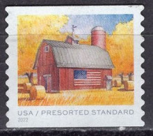 2022 (Presort Standard) Barn In Autumn, Used, No Cancel - Used Stamps