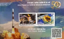 INDIA 2015 JOINT ISSUE WITH FRANCE 50 YEARS SPACE COOPERATION MAJOR PERFORATION SHIFTED ERROR MNH - Variedades Y Curiosidades