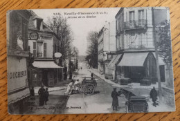 Neuilly Plaisance - Avenue De La Station - Restaurant La Halte Des Tramways, Boucherie, Chariot à Bras Léo Tabarin - Neuilly Plaisance