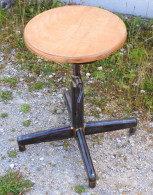 - TABOURET INDUSTRIEL BOIS & METAL VINTAGE REGLABLE EN HAUTEUR Déco XXe   E - Autres & Non Classés