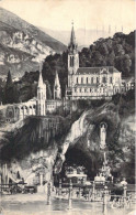 FRANCE - 65 - Lourdes - La Basilique Et La Grotte Miraculeuse - Carte Postale Ancienne - Lourdes