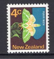 New Zealand 1970-76 Definitives - 4c Puriri Moth MNH (SG 919) - Unused Stamps