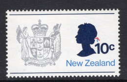New Zealand 1970-76 Definitives - 10c QEII And Arms MNH (SG 925) - Unused Stamps