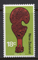 New Zealand 1970-76 Definitives - 18c Maori Club MNH (SG 927) - Unused Stamps