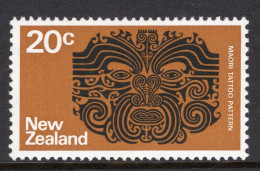 New Zealand 1970-76 Definitives - 20c Maori Tattoo MNH (SG 928) - Unused Stamps