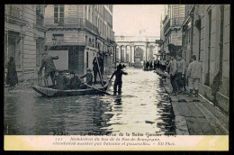 FRANCE - PARIS -La Grande Crue De La Seine(Janvier 1910)Inondation Du Bas De La Rue ...(Ed. ND Phot. Nº122)carte Postale - Floods