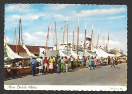 Bahamas  Nassau - Native Dockside Market - Animated - Photo By Larry Win - Bahama's