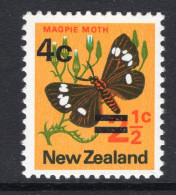New Zealand 1971-73 Surcharge - 4c On 2½c Magpie Moth - Typo, Harrison - MNH (SG 957c) - Ungebraucht