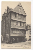 29/ CPA A - Landerneau - Vieille Maison, Place Du Marché - Landerneau